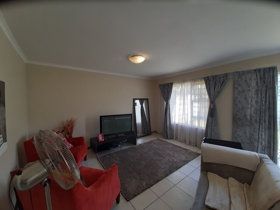 3 Bedroom Property for Sale in Abbotsford Eastern Cape
